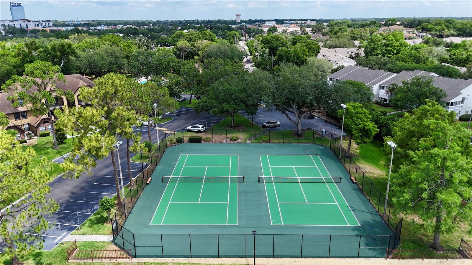 315 LAKEPOINTE DRIVE 101