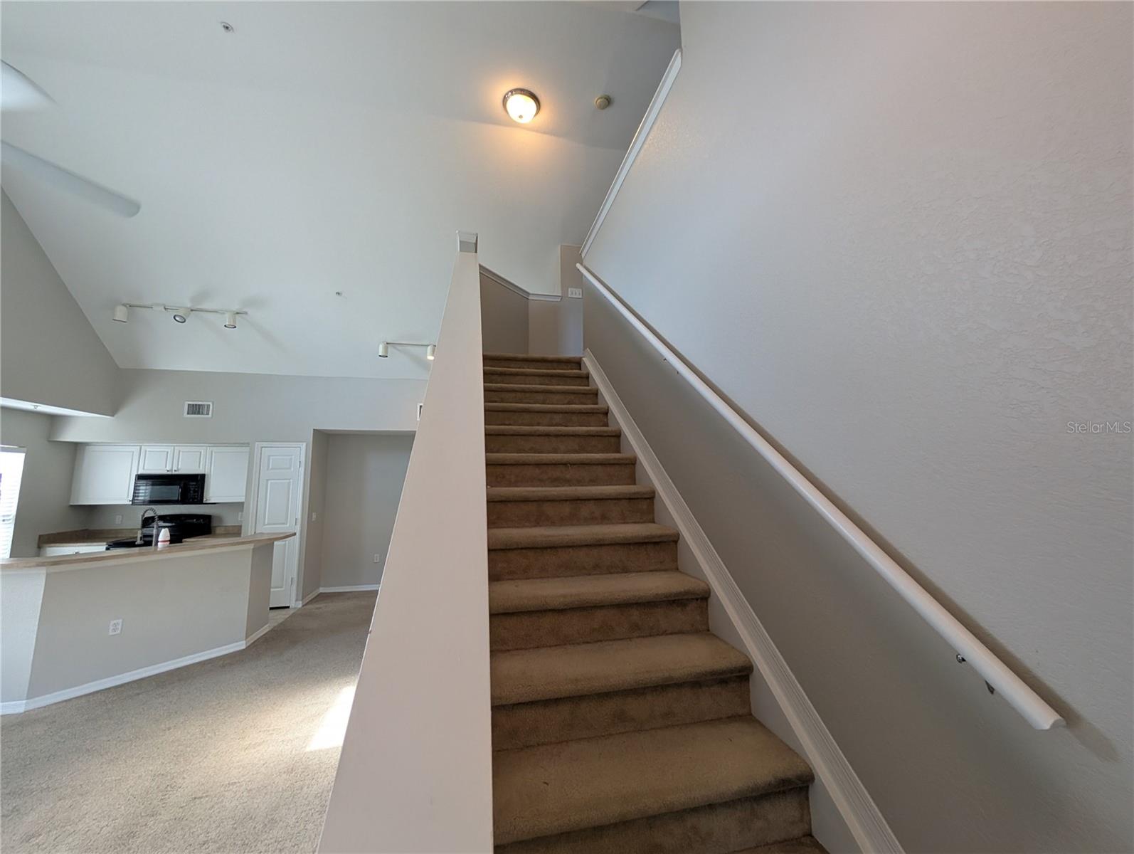 ADMIRALS WALK - Residential