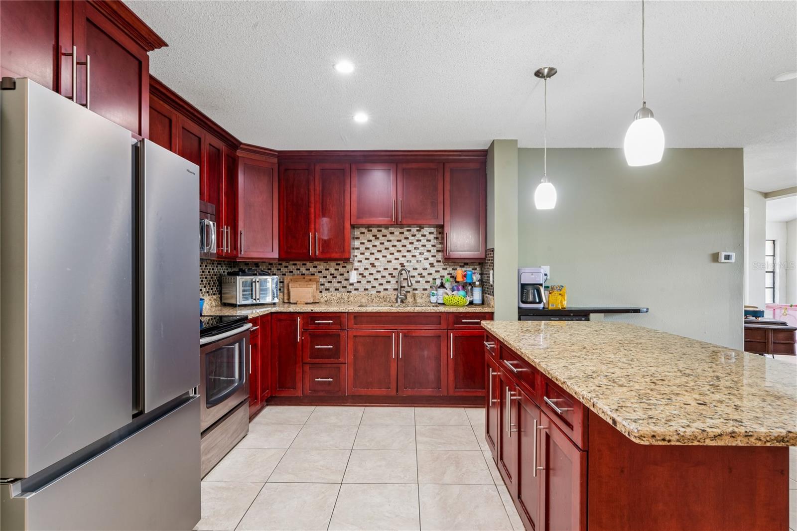 SPRING HILL - Residential