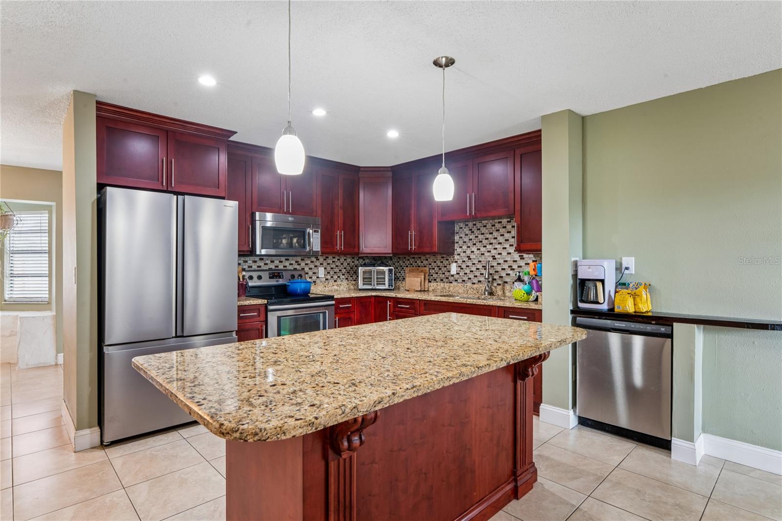 SPRING HILL - Residential