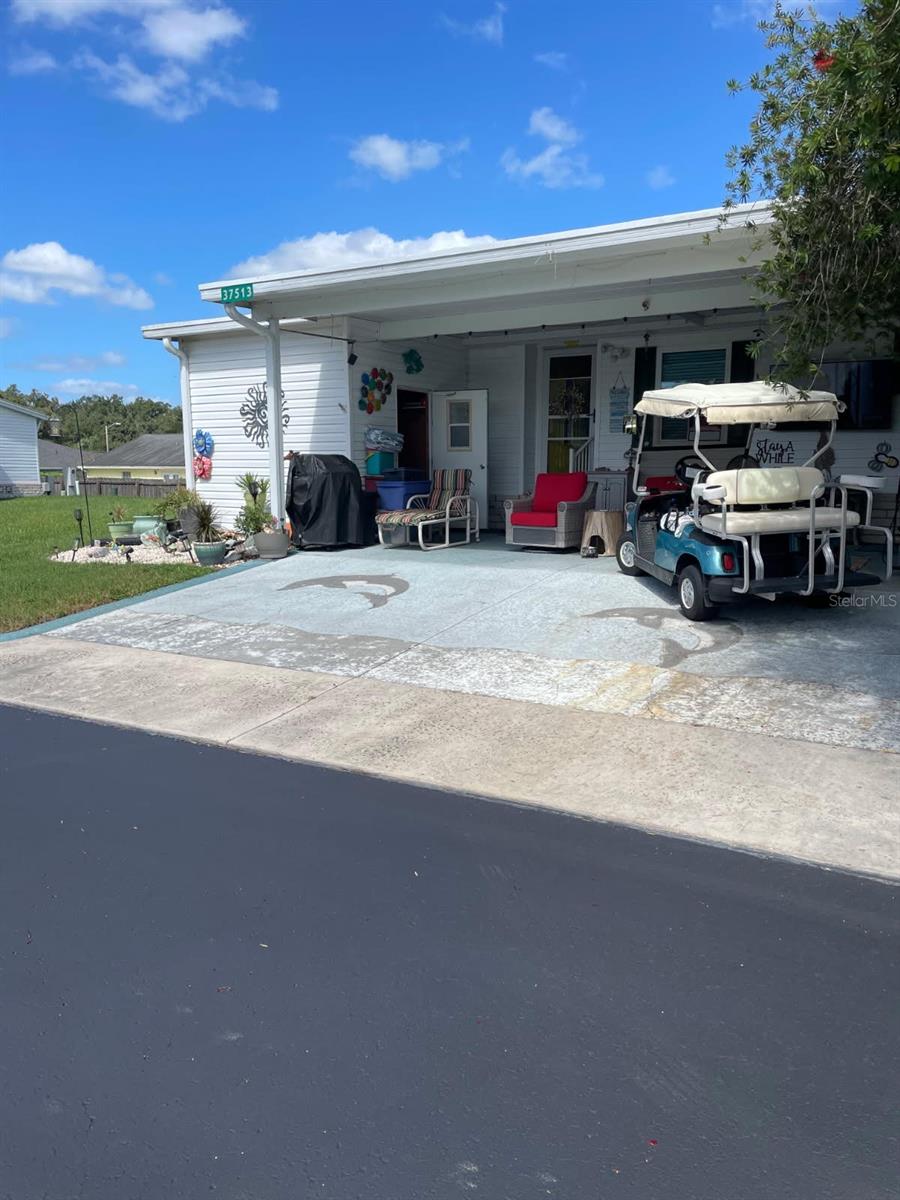 Photo of 37513 Campo Avenue, Zephyrhills, FL 33541 (MLS # TB8518024)