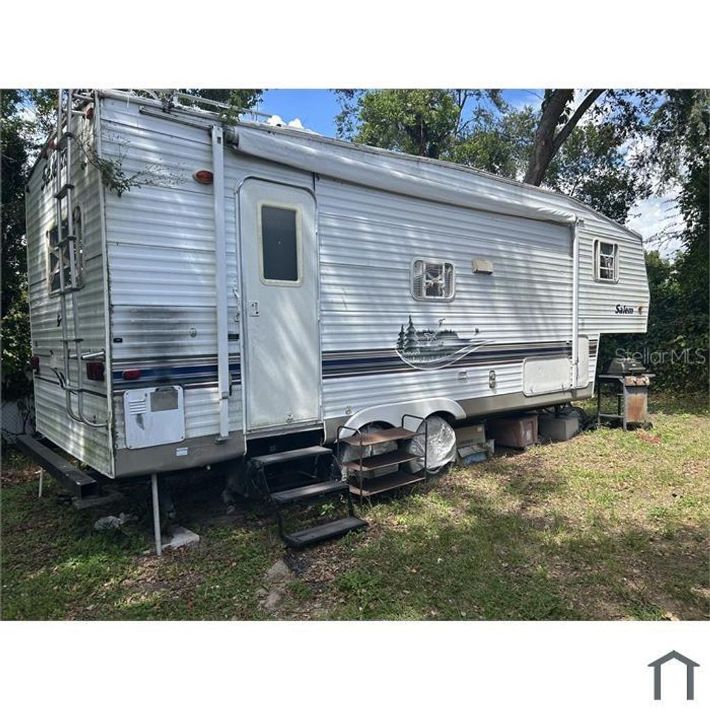 Photo of 3004 E Yukon Street #B, Tampa, FL 33604 (MLS # TB8457501)