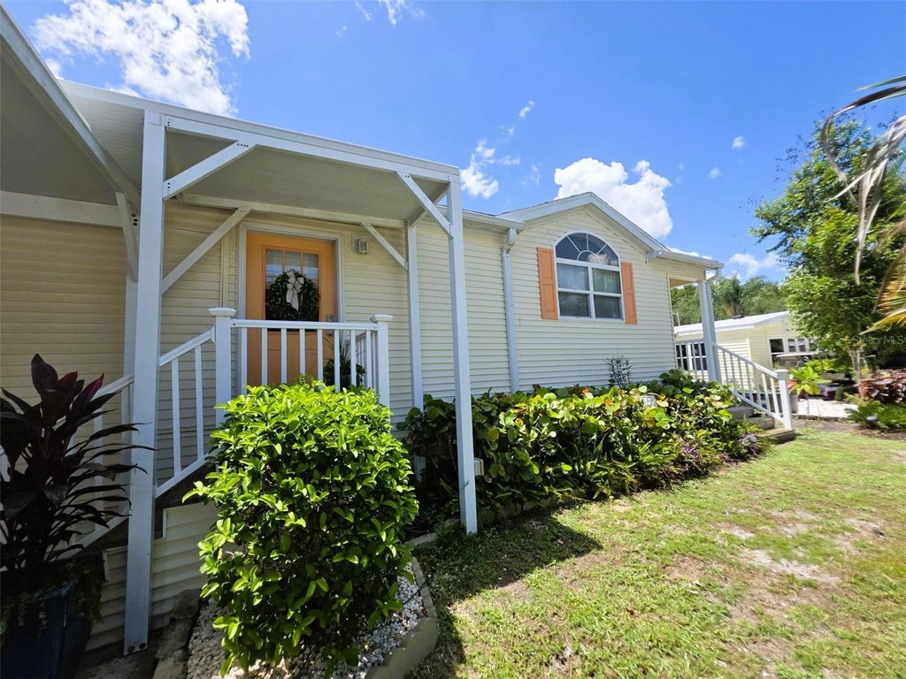 Photo of 20952 Little Magens Loop, Lutz, FL 33558 (MLS # W7888267)