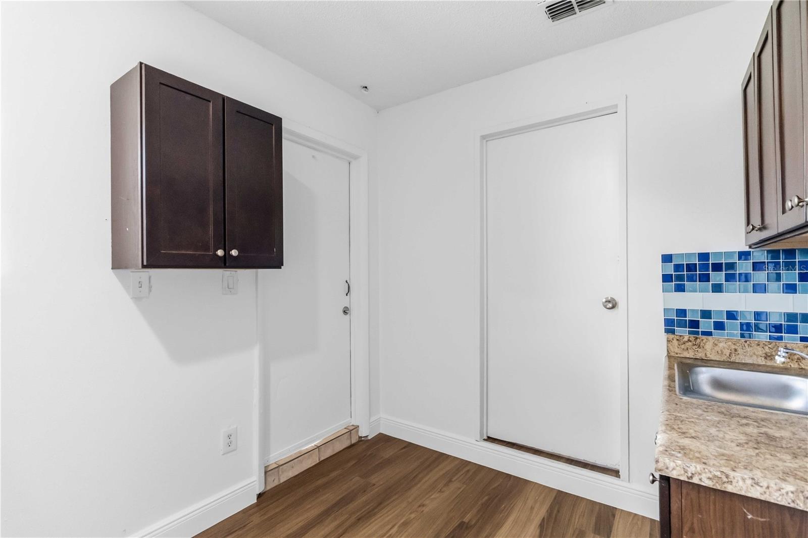 SOUTH POINTE - Residential