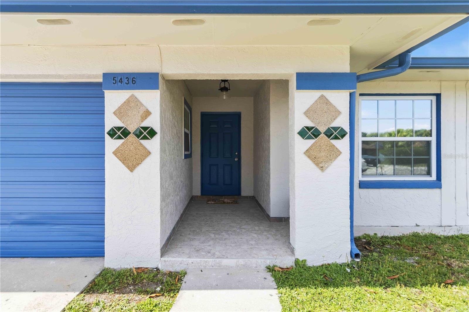 SOUTH POINTE - Residential