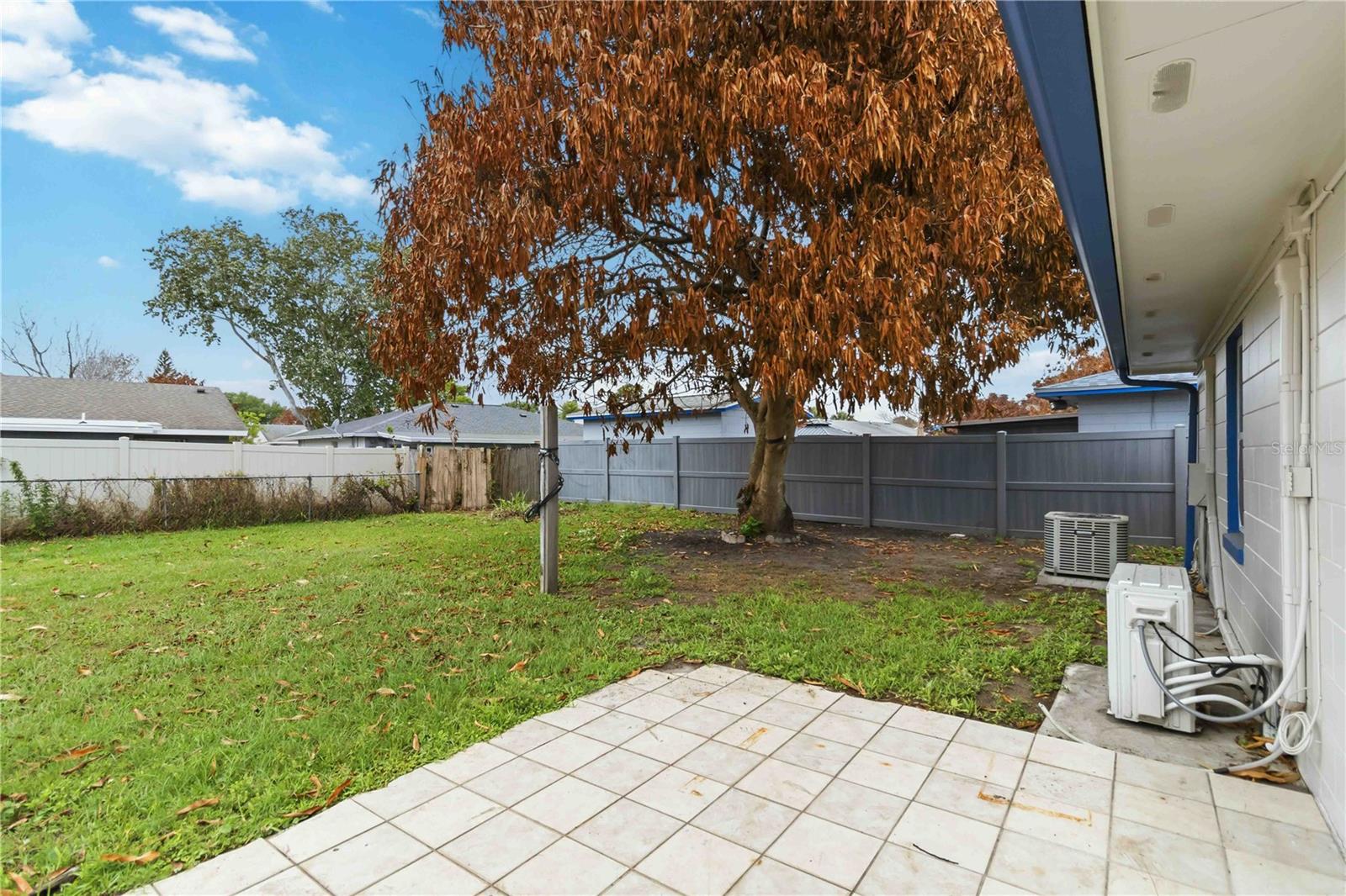 SOUTH POINTE - Residential