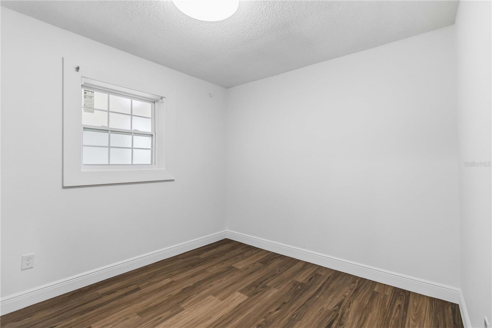 SOUTH POINTE - Residential