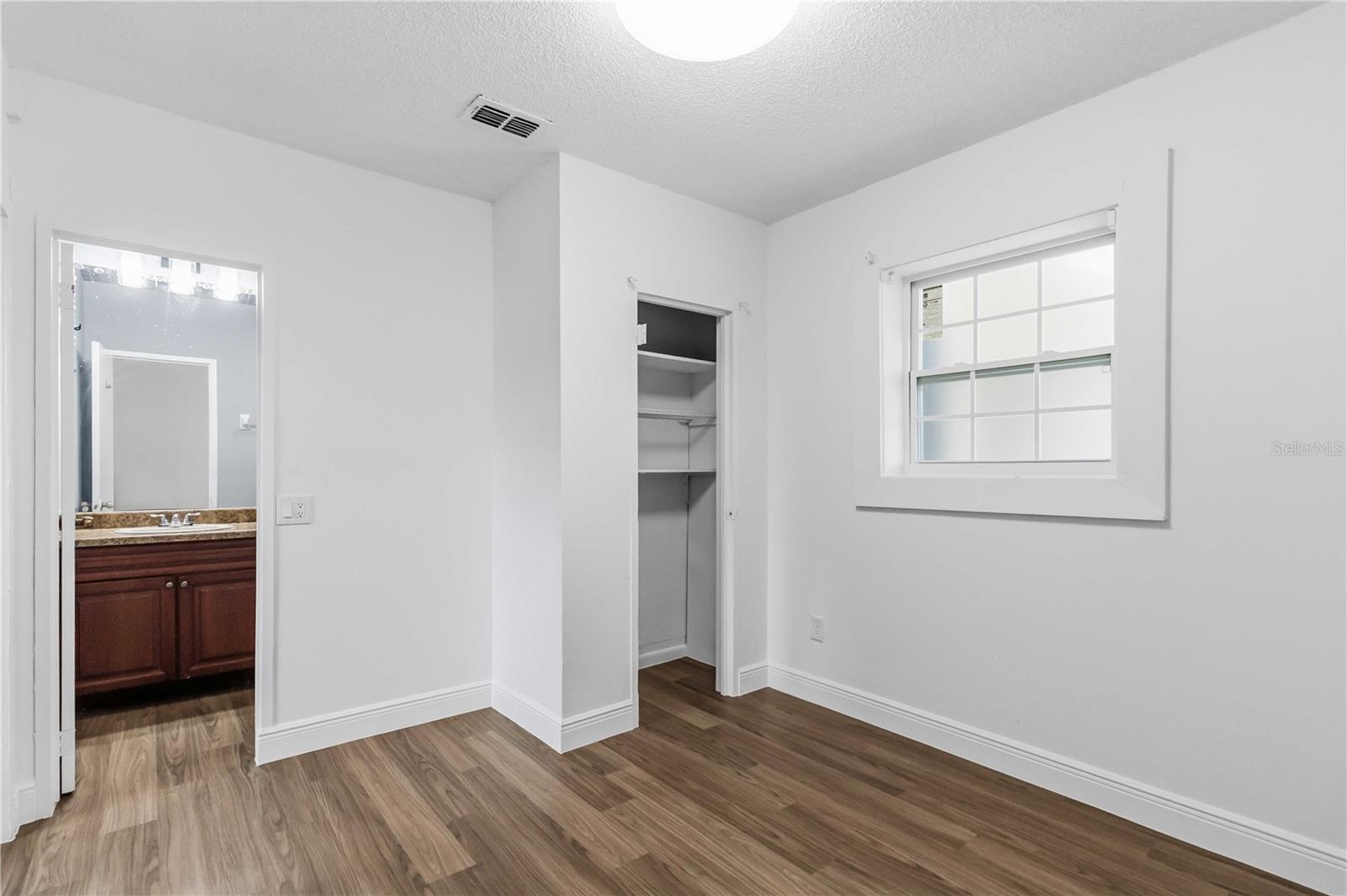 SOUTH POINTE - Residential