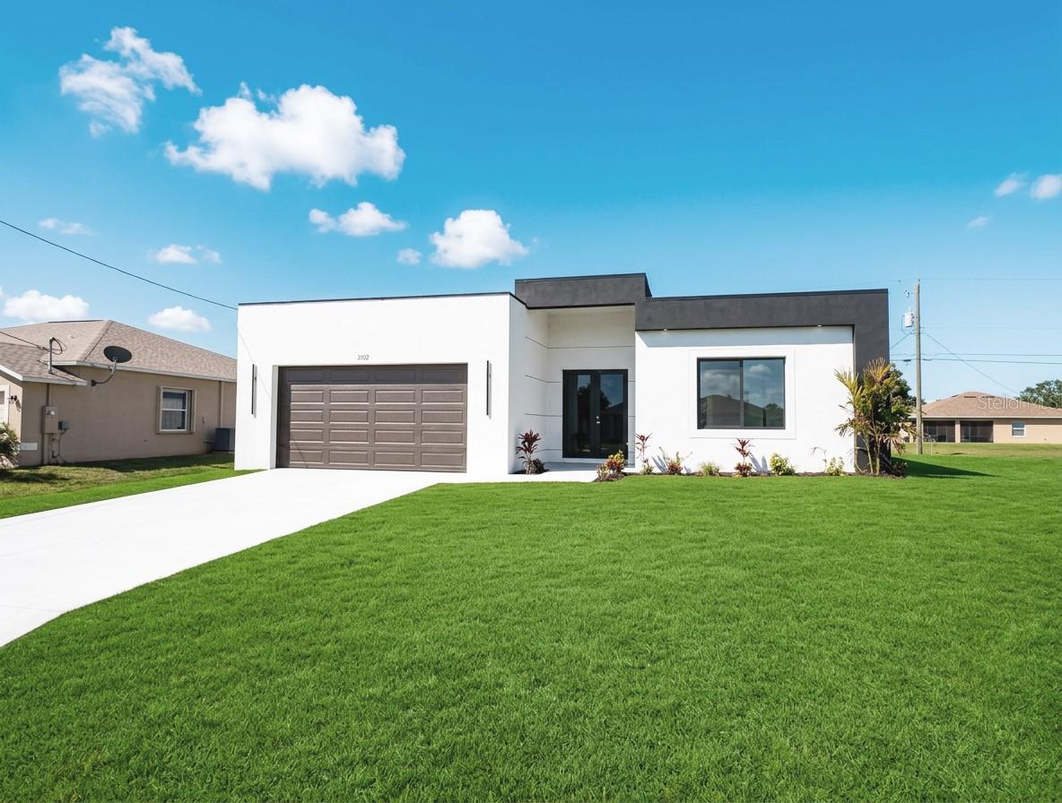 CAPE CORAL - Residential