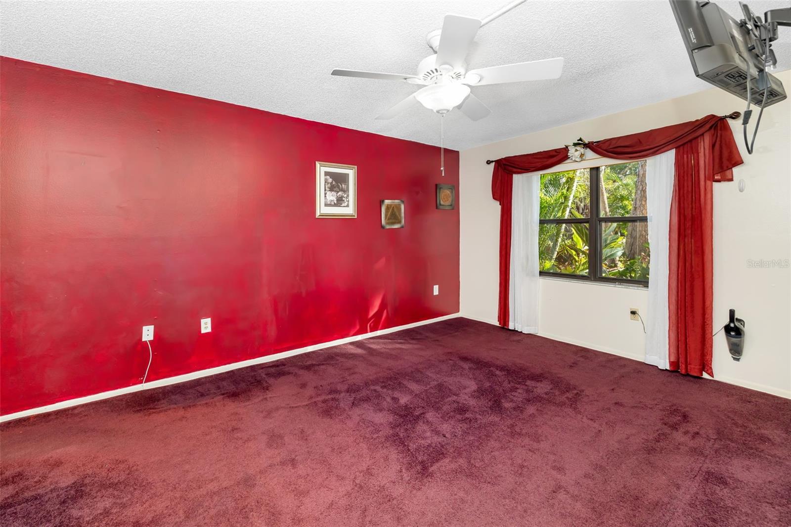 DESOTO SQUARE VILLAS - Residential