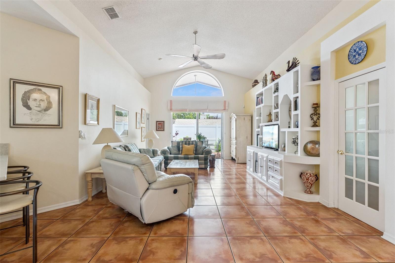 9915 KONA ISLE COURT