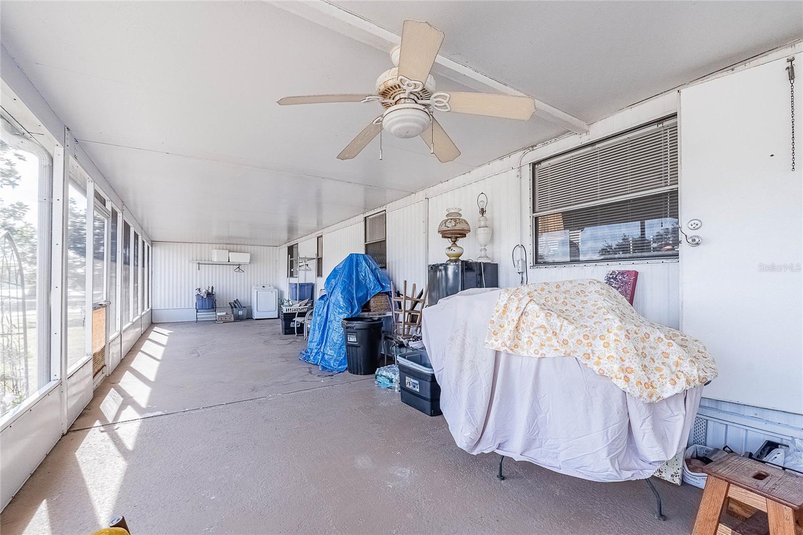 CAROLTON MANOR - Residential