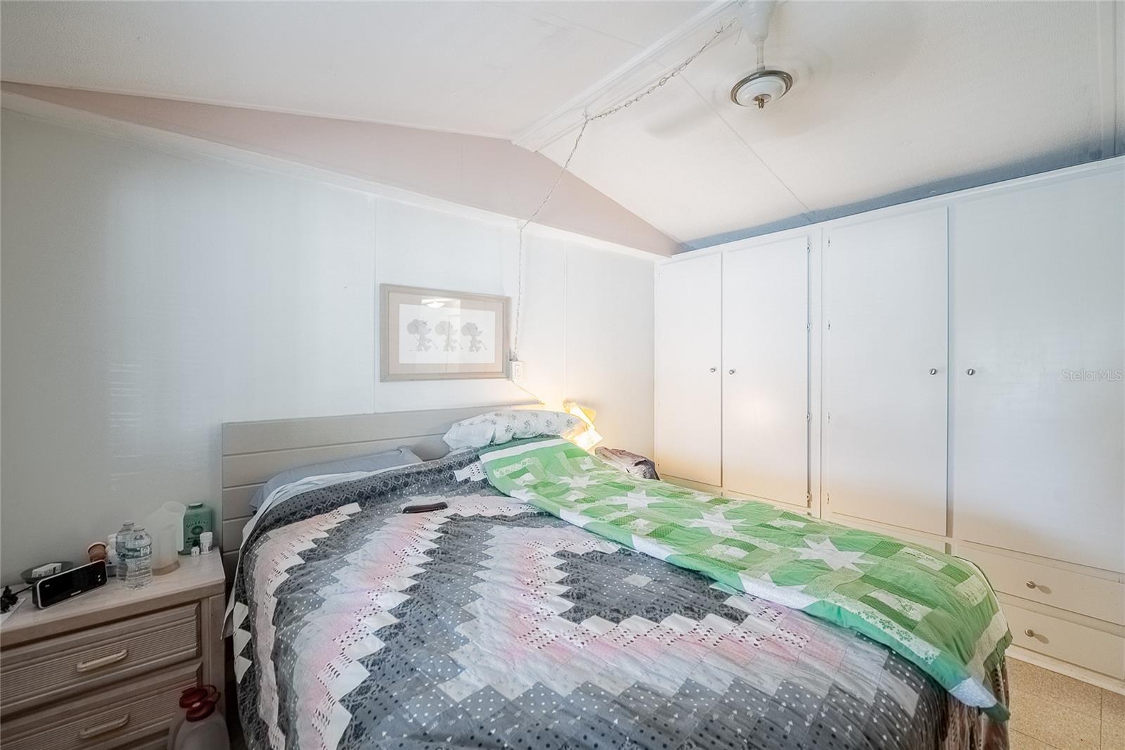 CAROLTON MANOR - Residential