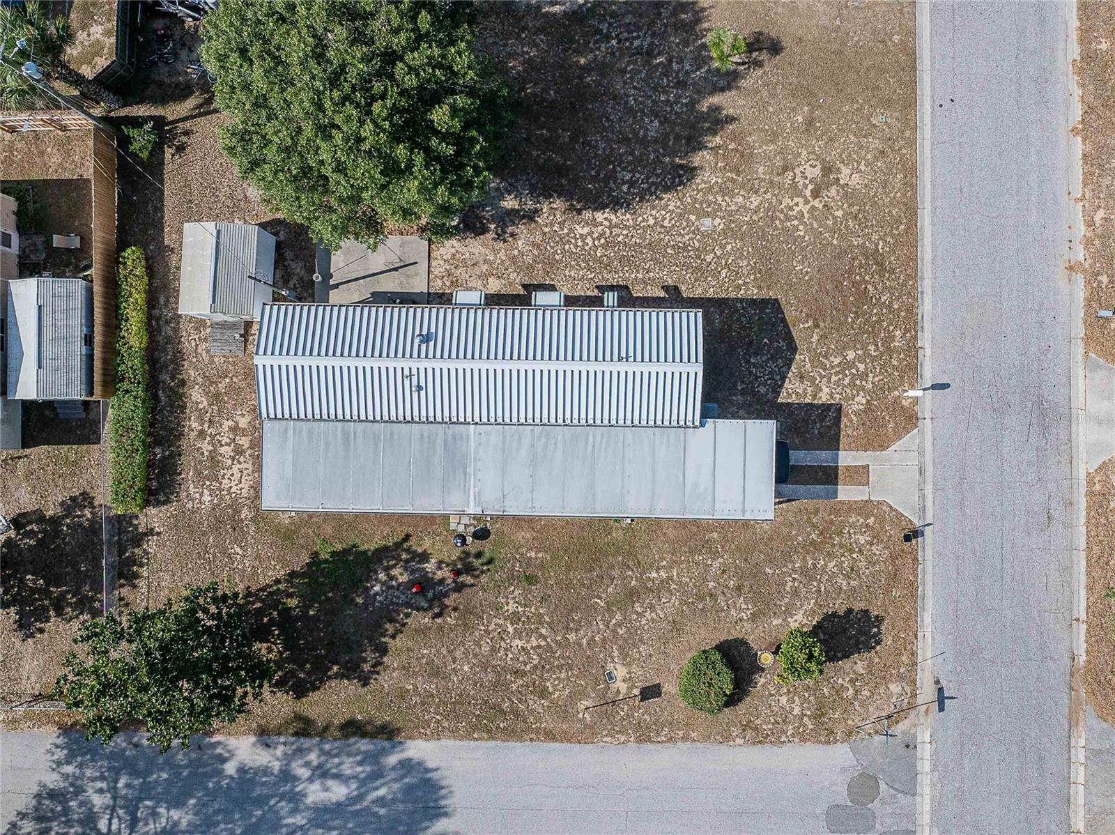 CAROLTON MANOR - Residential