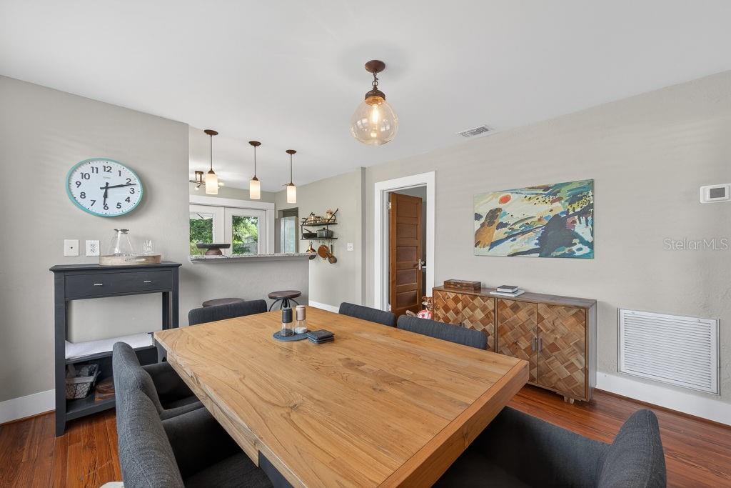 CHELSEA - Residential