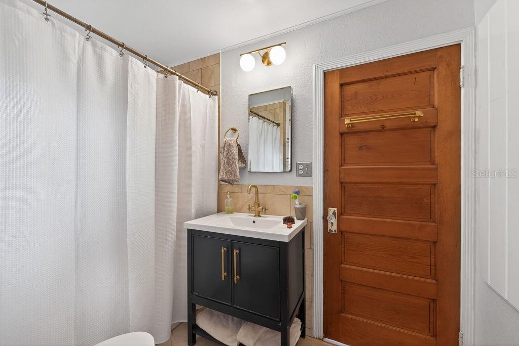 CHELSEA - Residential