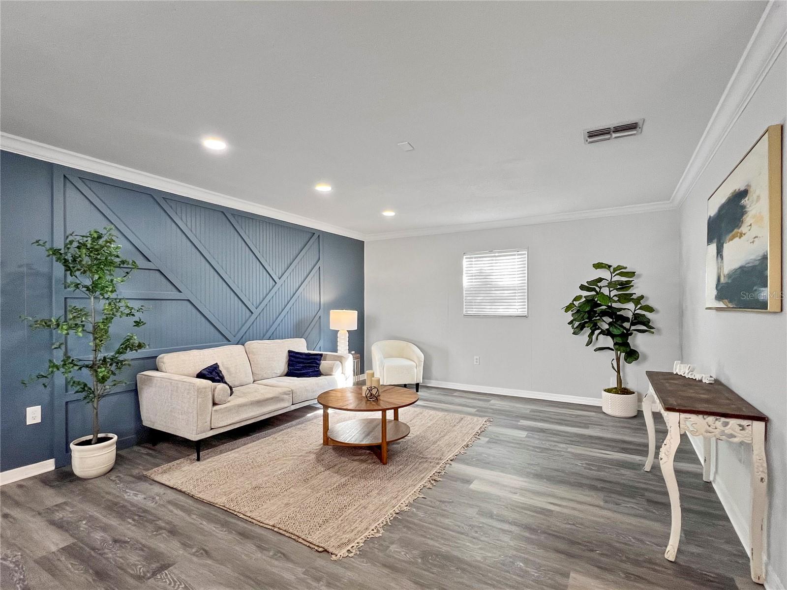 ROSEDALE MANOR - Residential