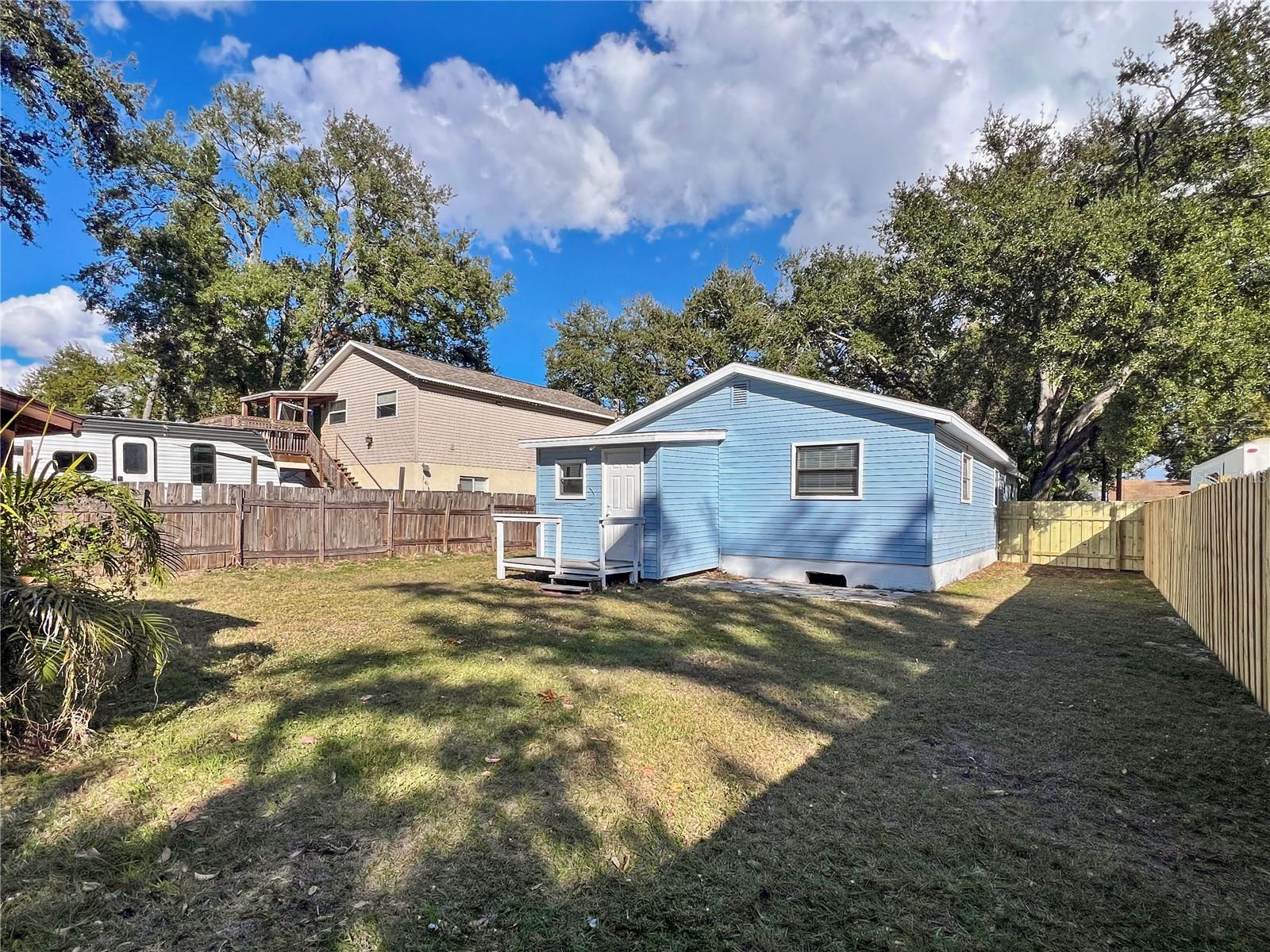 ROSEDALE MANOR - Residential