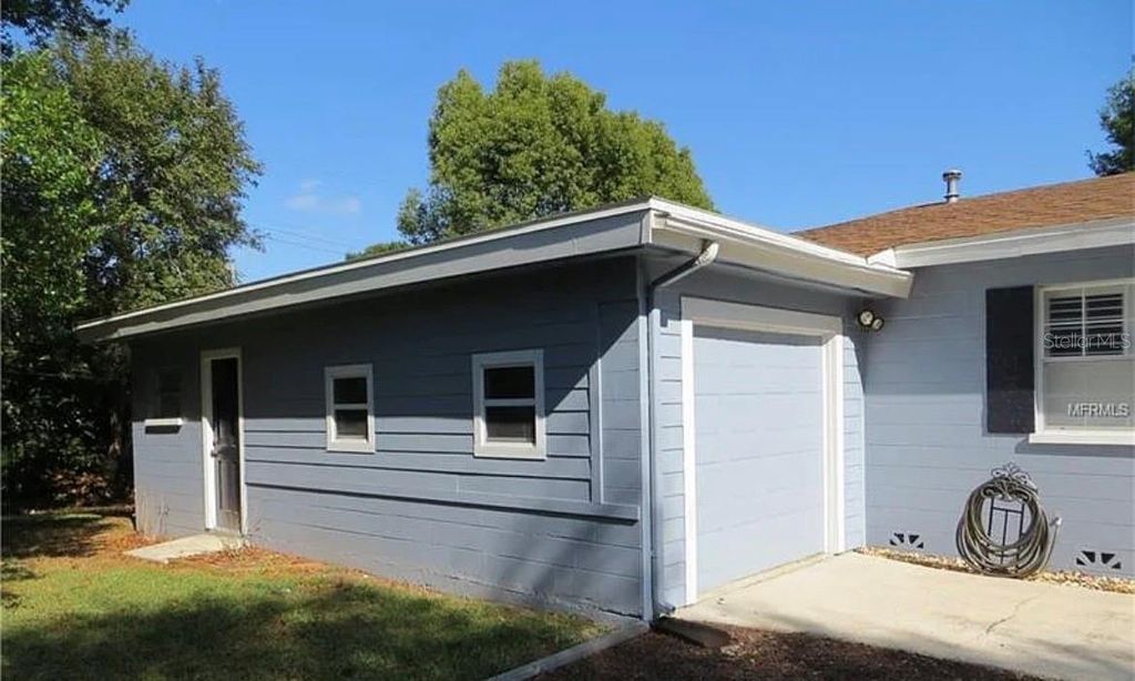 Photo of 614 Kerneywood Street, Lakeland, FL 33803 (MLS # L4958128)