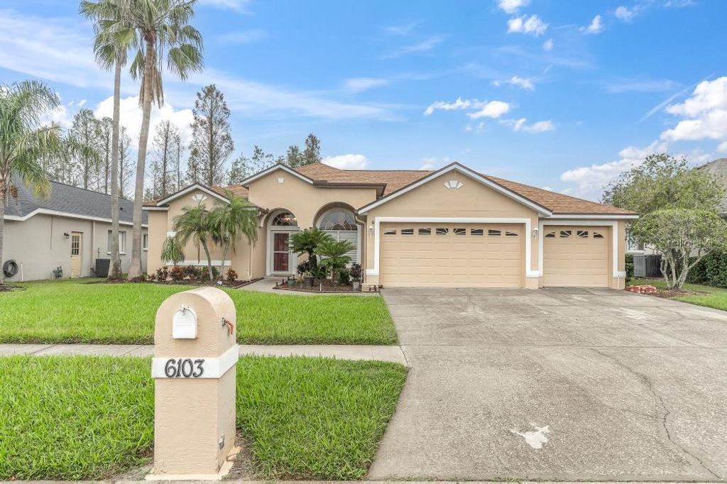 Photo of 6103 Savoy Circle, Lutz, FL 33558 (MLS # TB8323068)