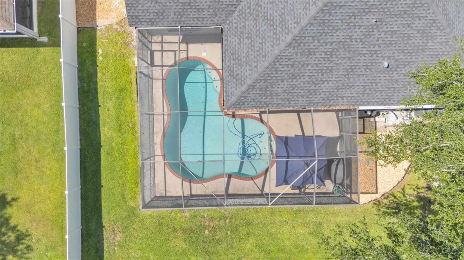 VALRICO GROVES - Residential