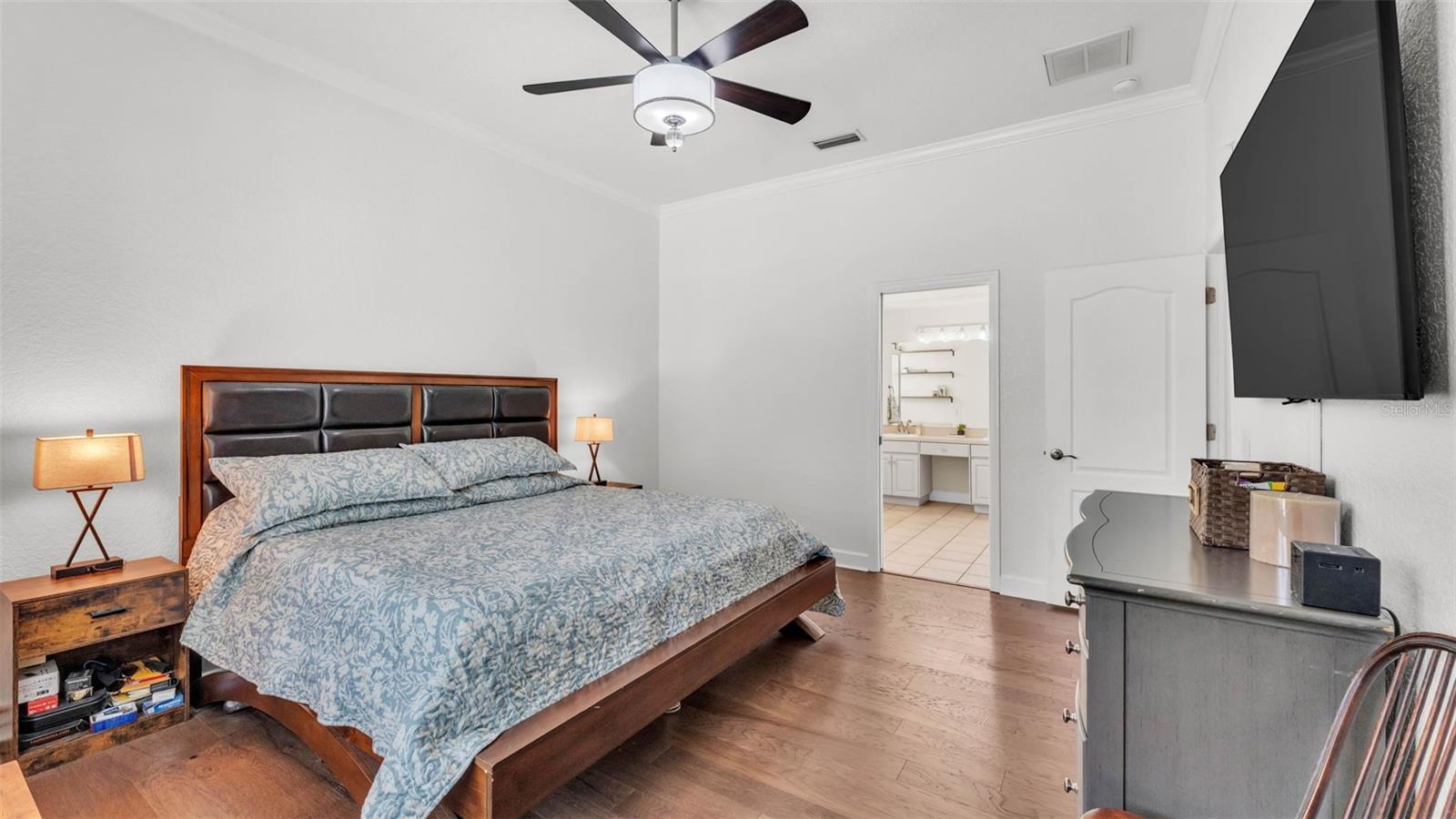 VALRICO GROVES - Residential