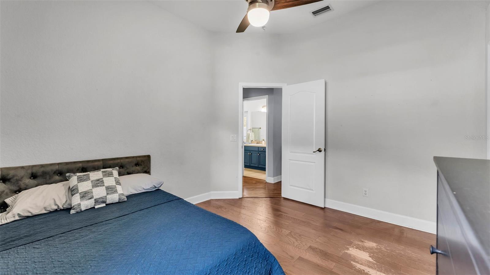 VALRICO GROVES - Residential