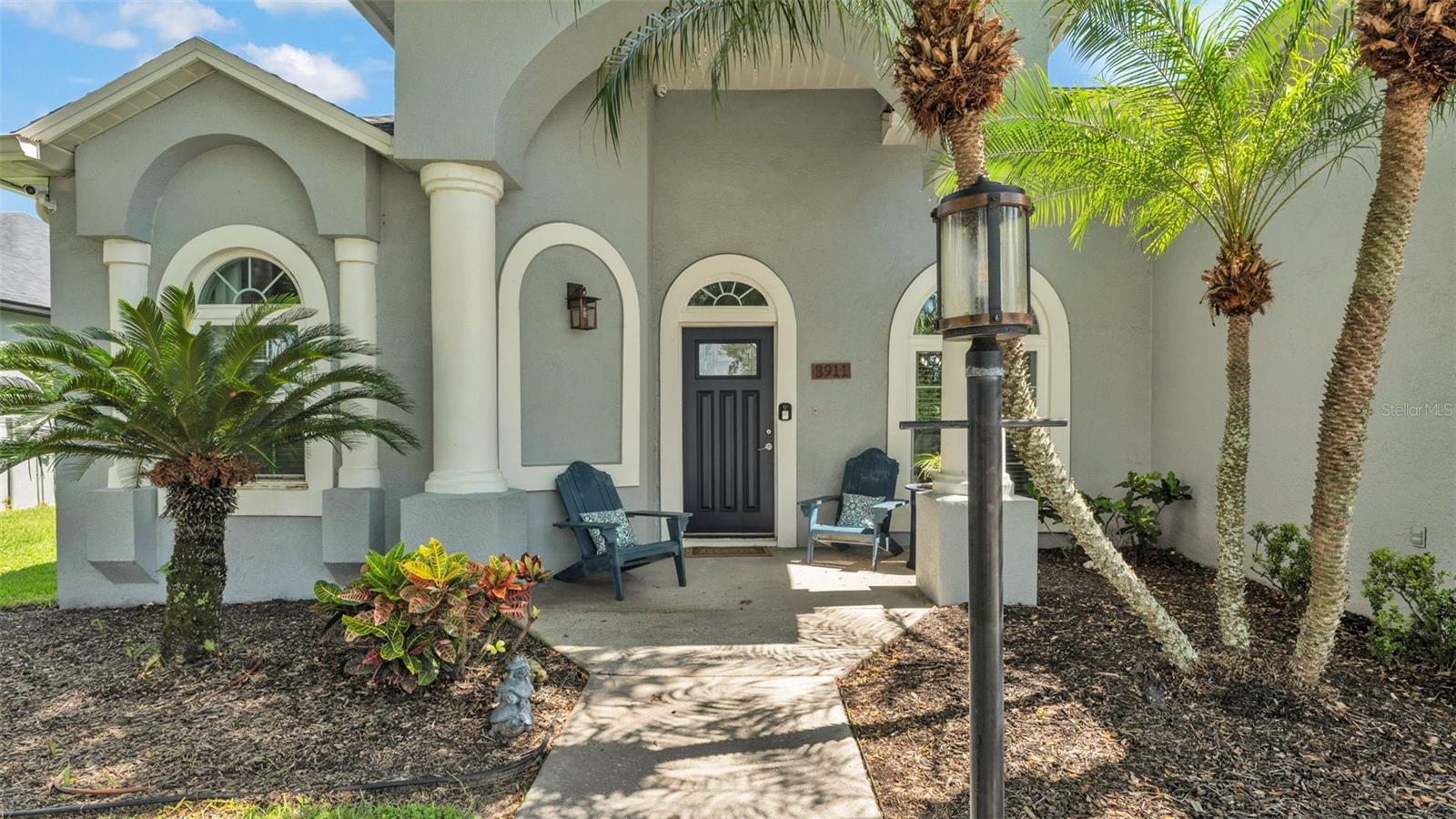 VALRICO GROVES - Residential