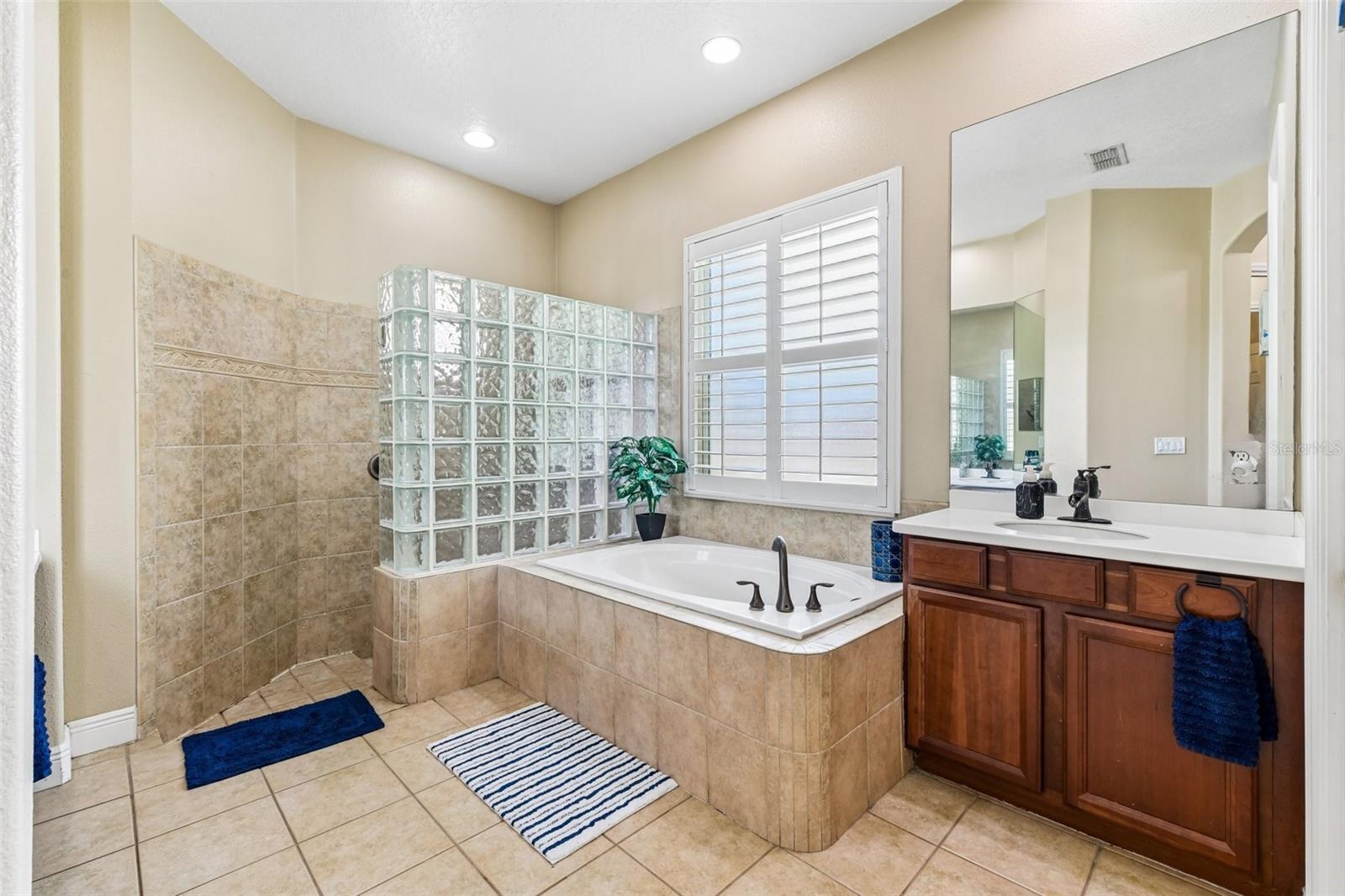 SANCTUARY PH 1 VILLAGE 6 - Residential
