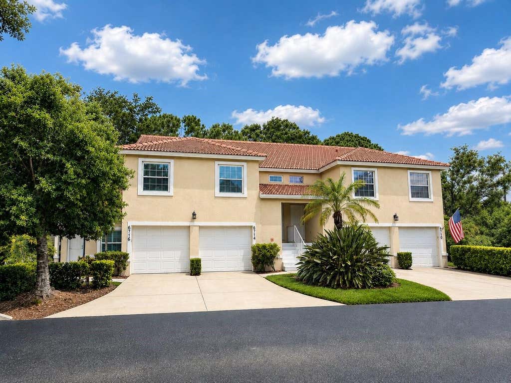 Photo of 6714 Fairview Terrace #1-201, Bradenton, FL 34203 (MLS # A4695640)