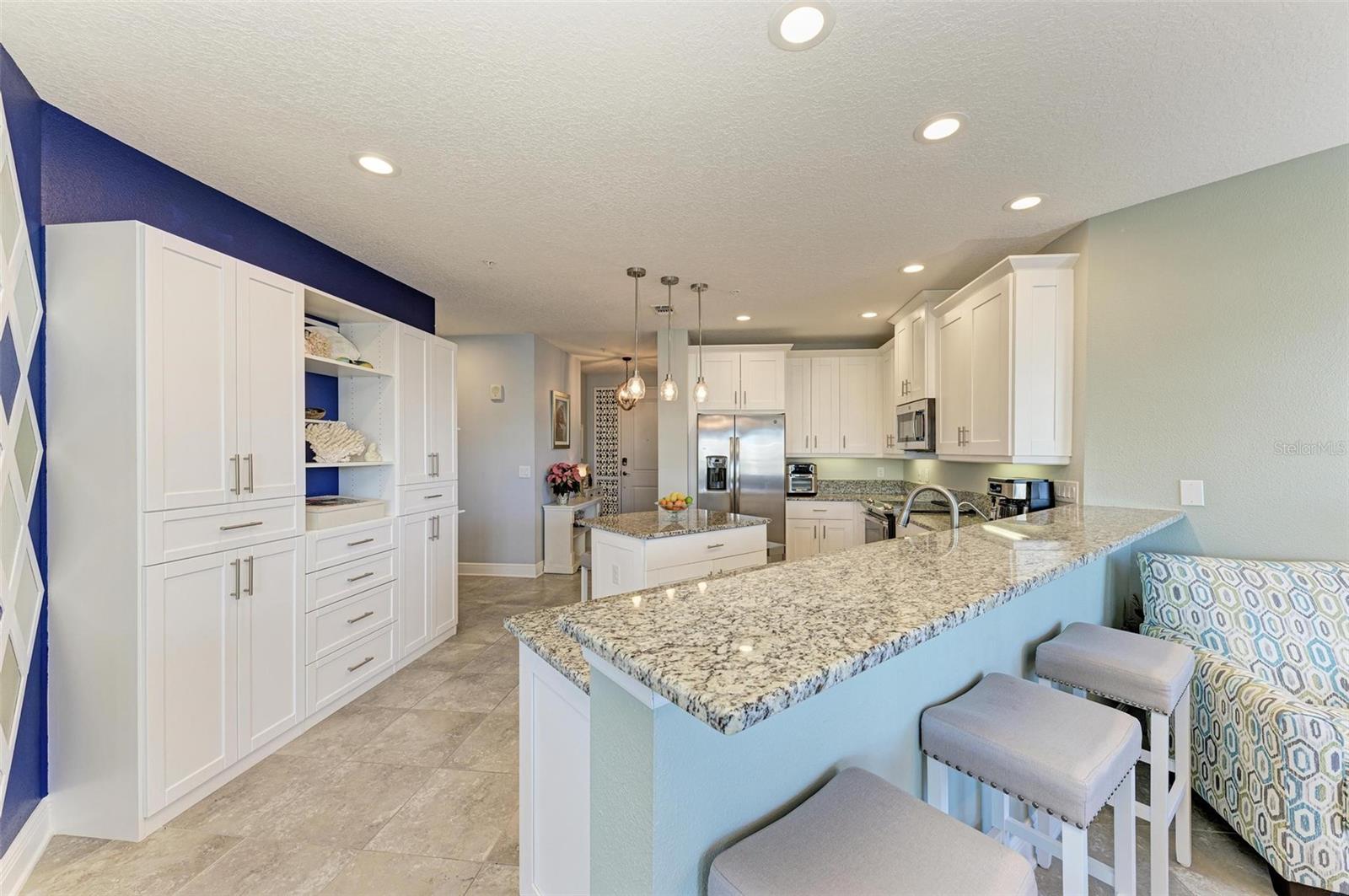 PALMA SOLA BAY CLUB PH 19A - Residential