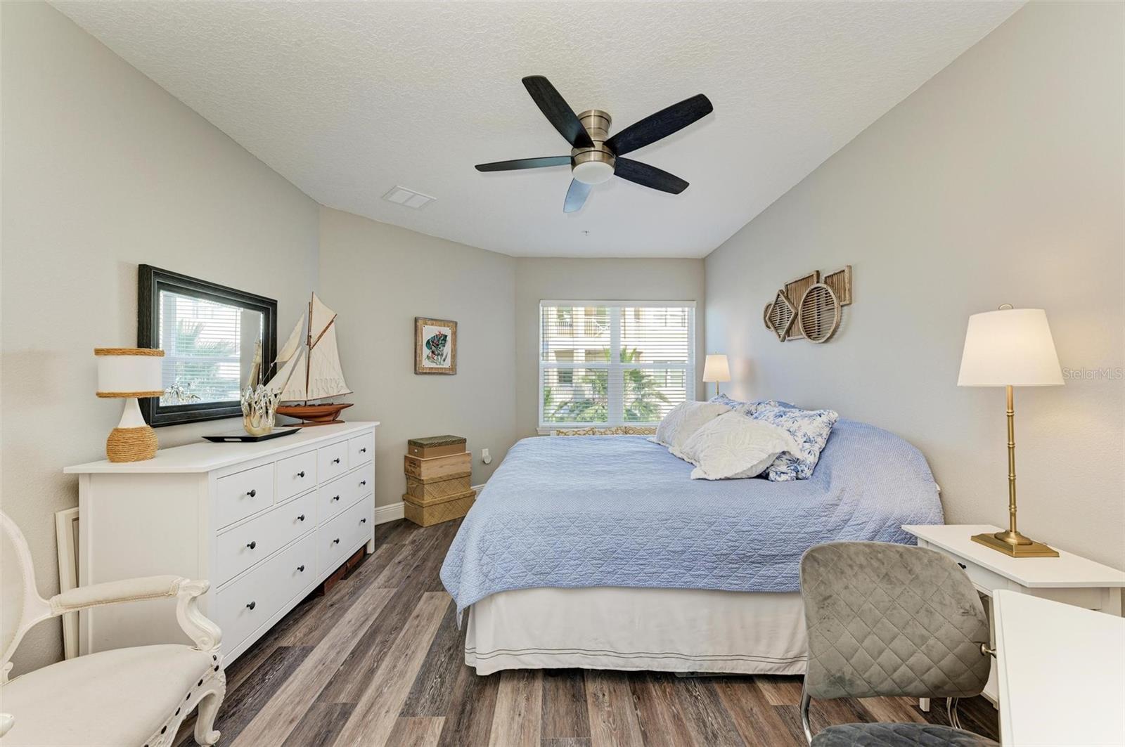 PALMA SOLA BAY CLUB PH 19A - Residential