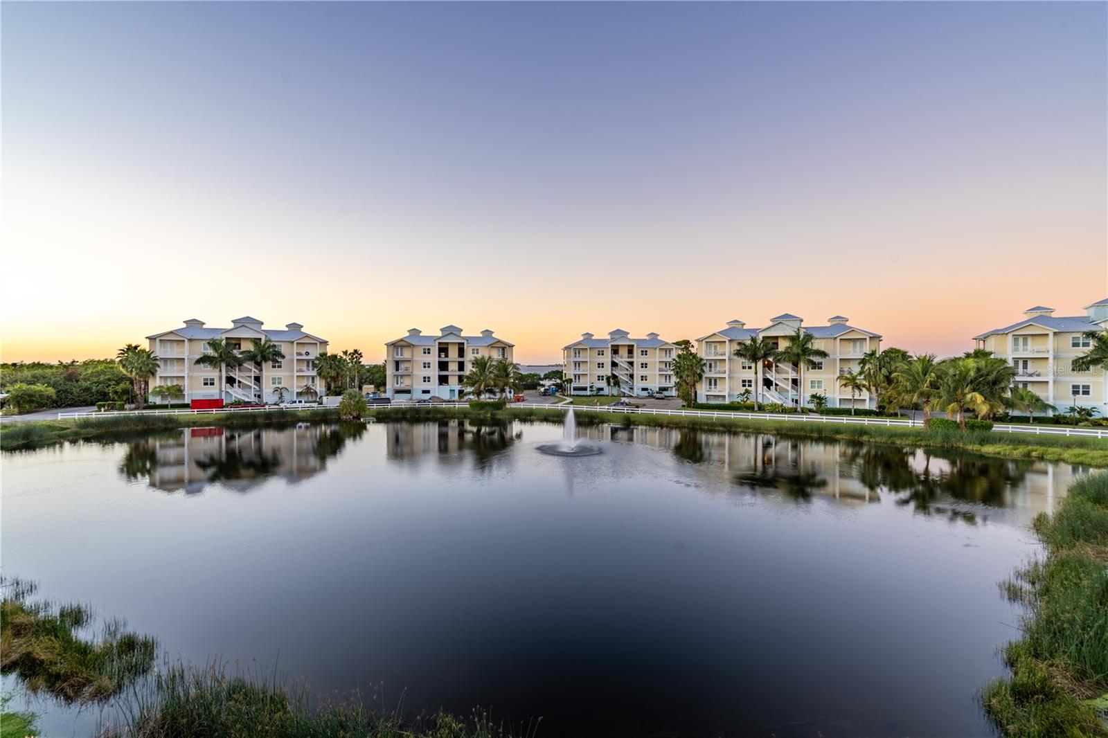 PALMA SOLA BAY CLUB PH 19A - Residential