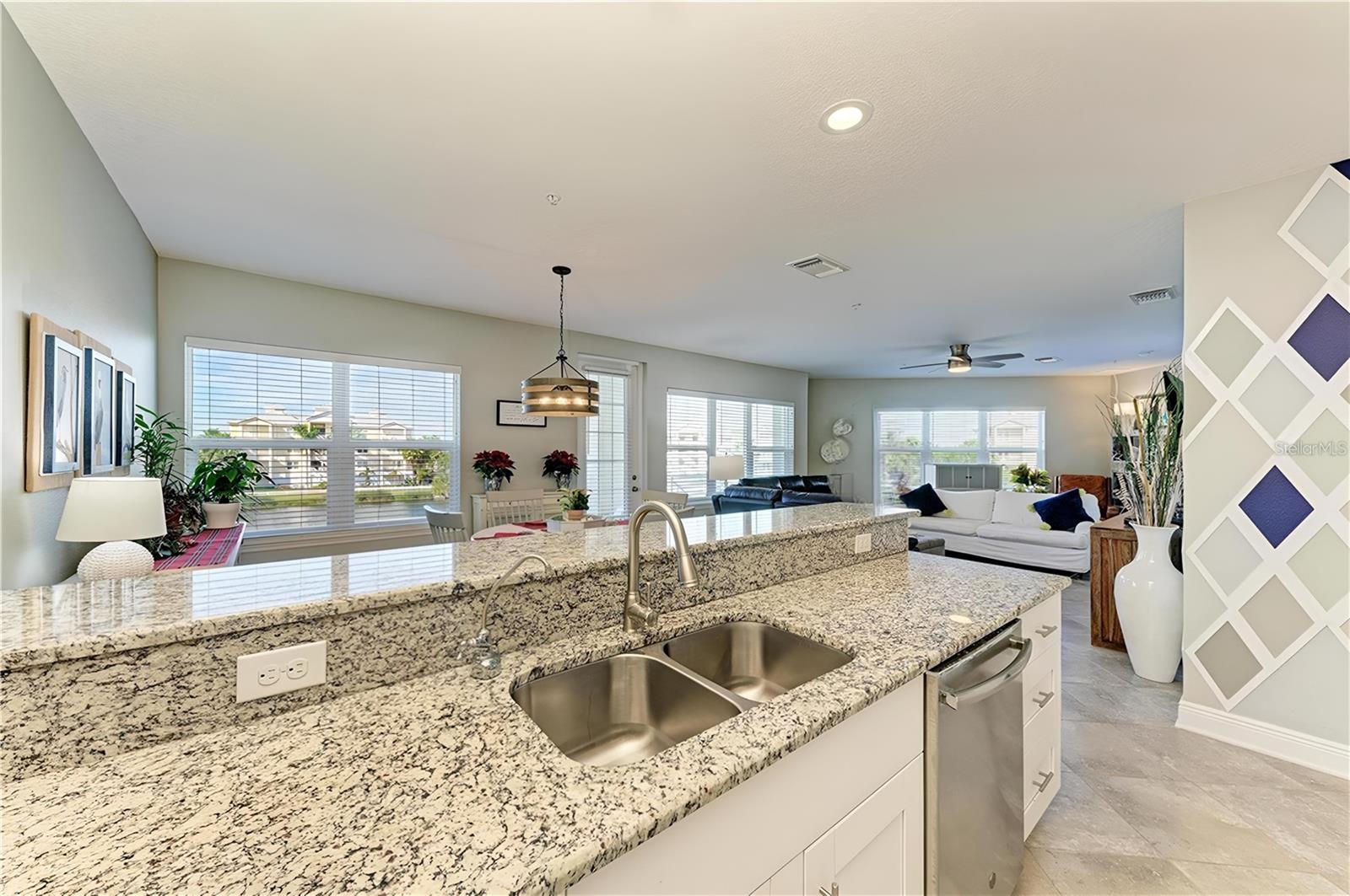 PALMA SOLA BAY CLUB PH 19A - Residential