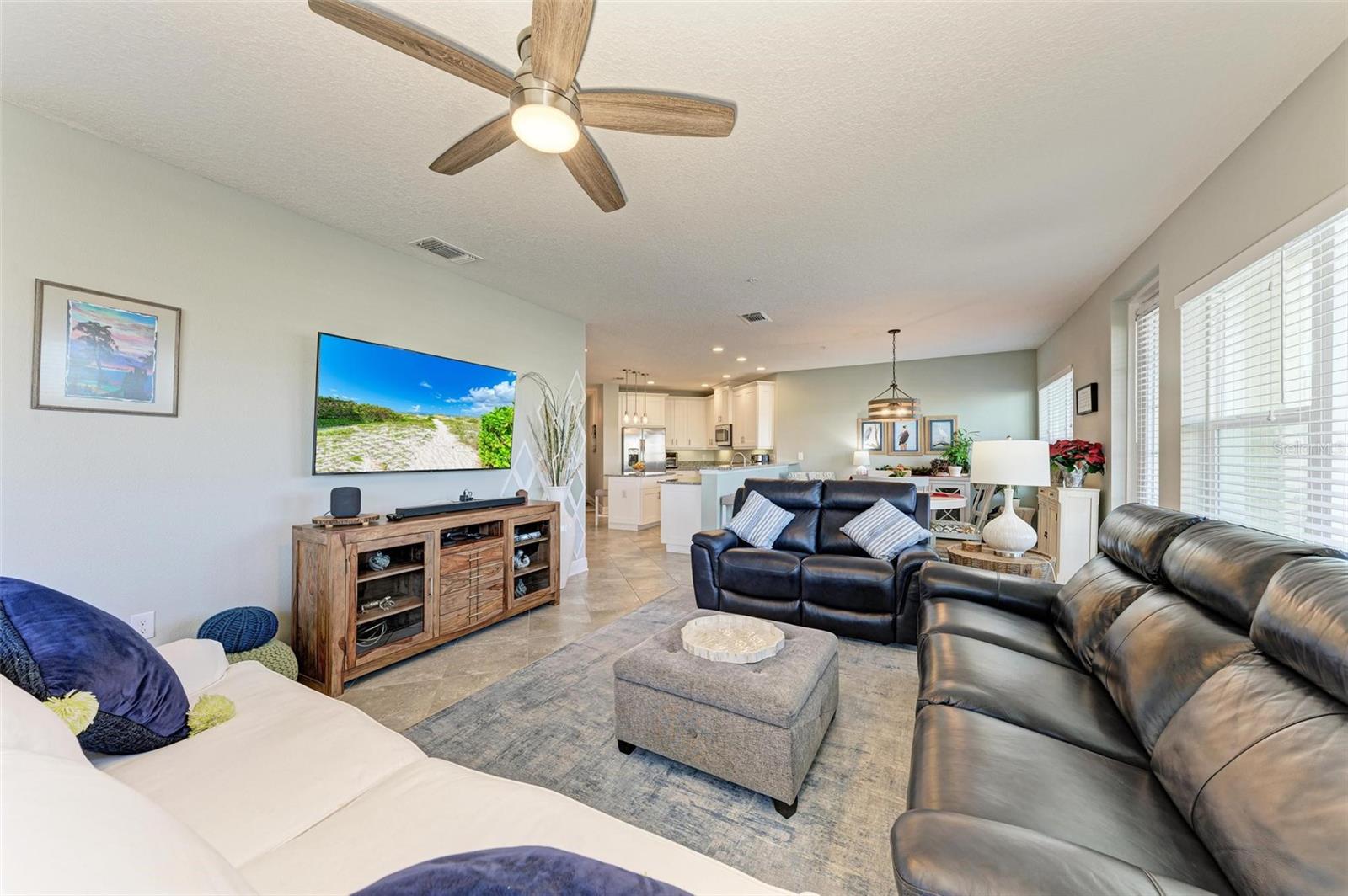 PALMA SOLA BAY CLUB PH 19A - Residential