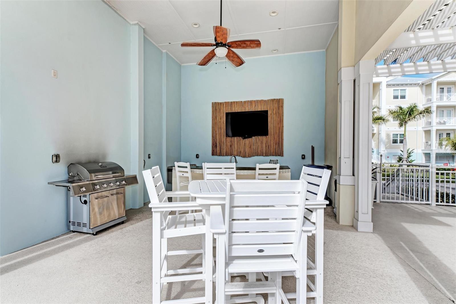 PALMA SOLA BAY CLUB PH 19A - Residential