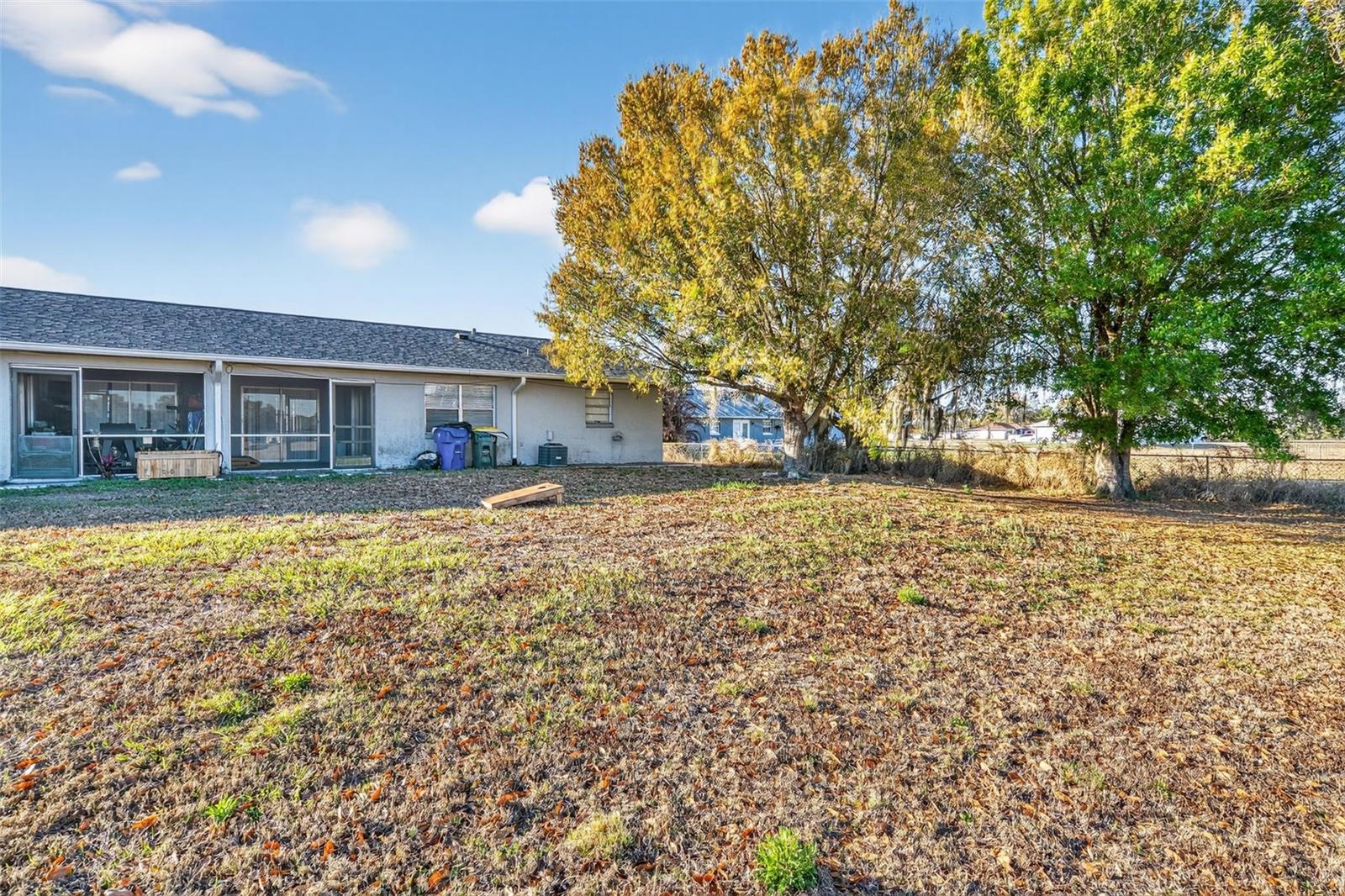 SPRING LAKE SEC 01 - Residential Income