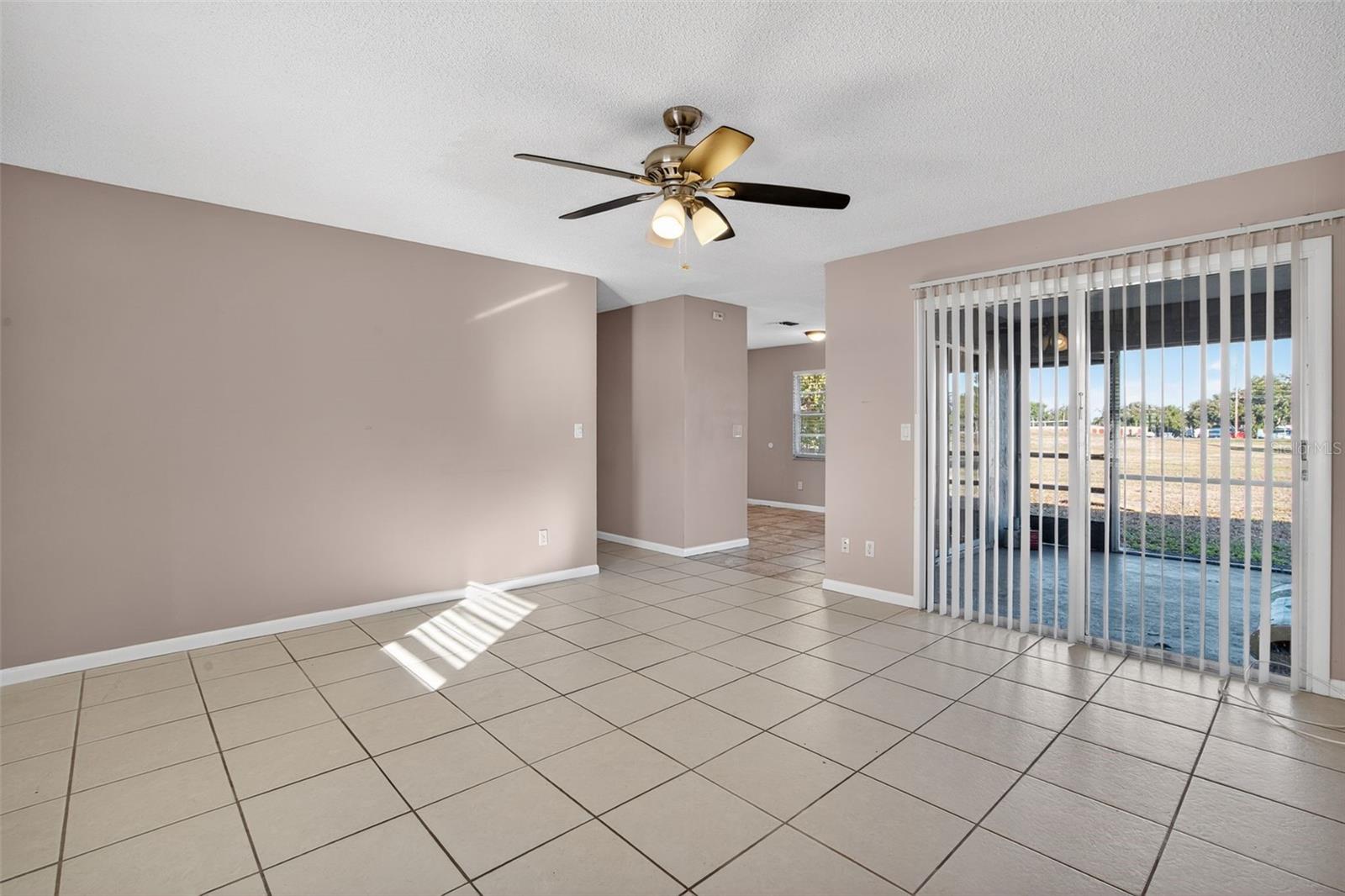 SPRING LAKE SEC 01 - Residential Income