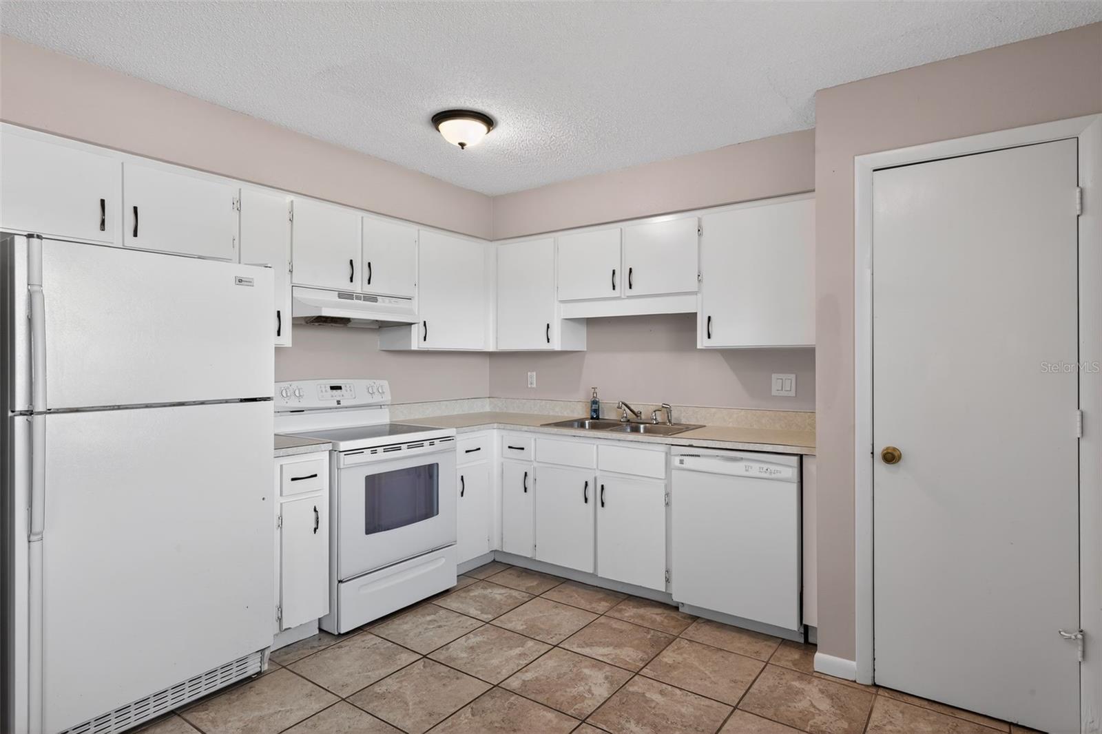 SPRING LAKE SEC 01 - Residential Income