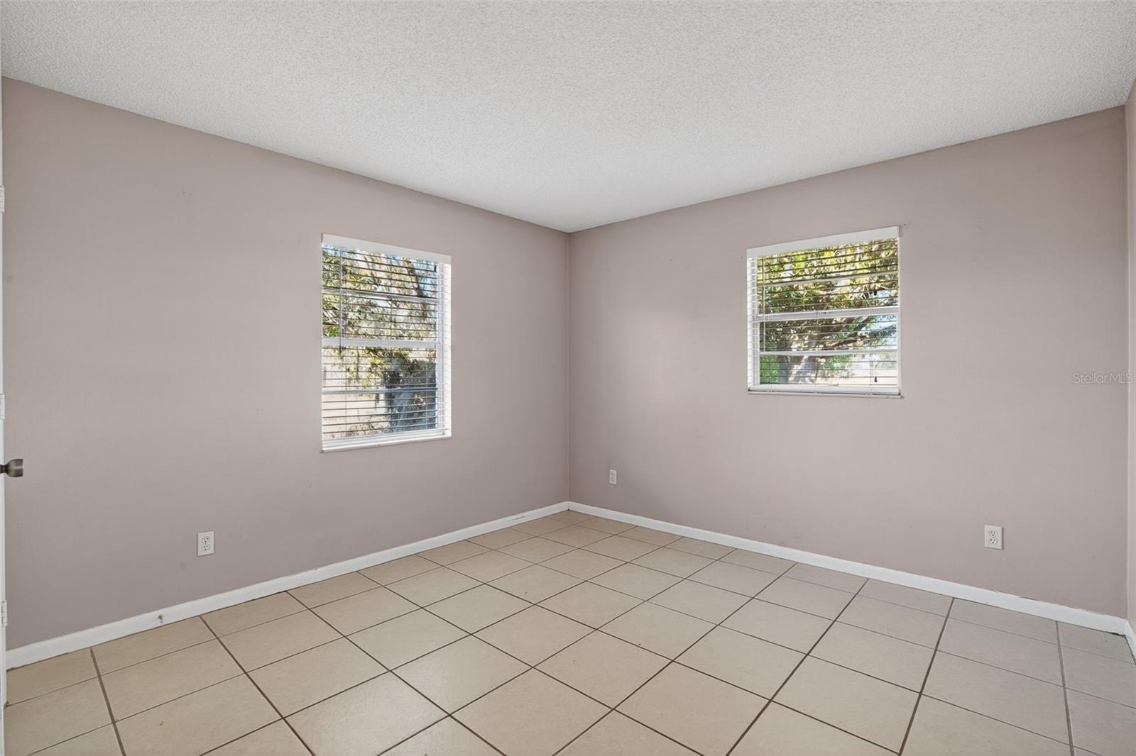 SPRING LAKE SEC 01 - Residential Income