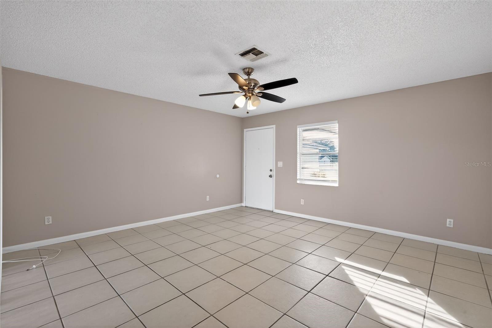 SPRING LAKE SEC 01 - Residential Income