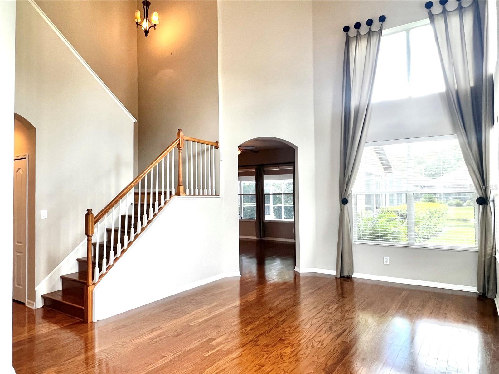 9524 GREENPOINTE DRIVE