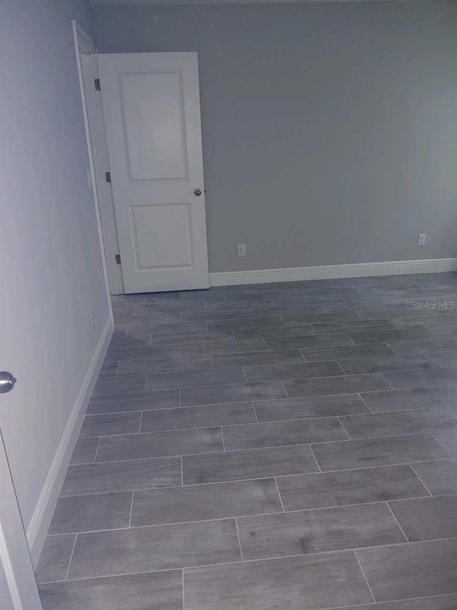 NORTHERN OAKS - Residential Lease