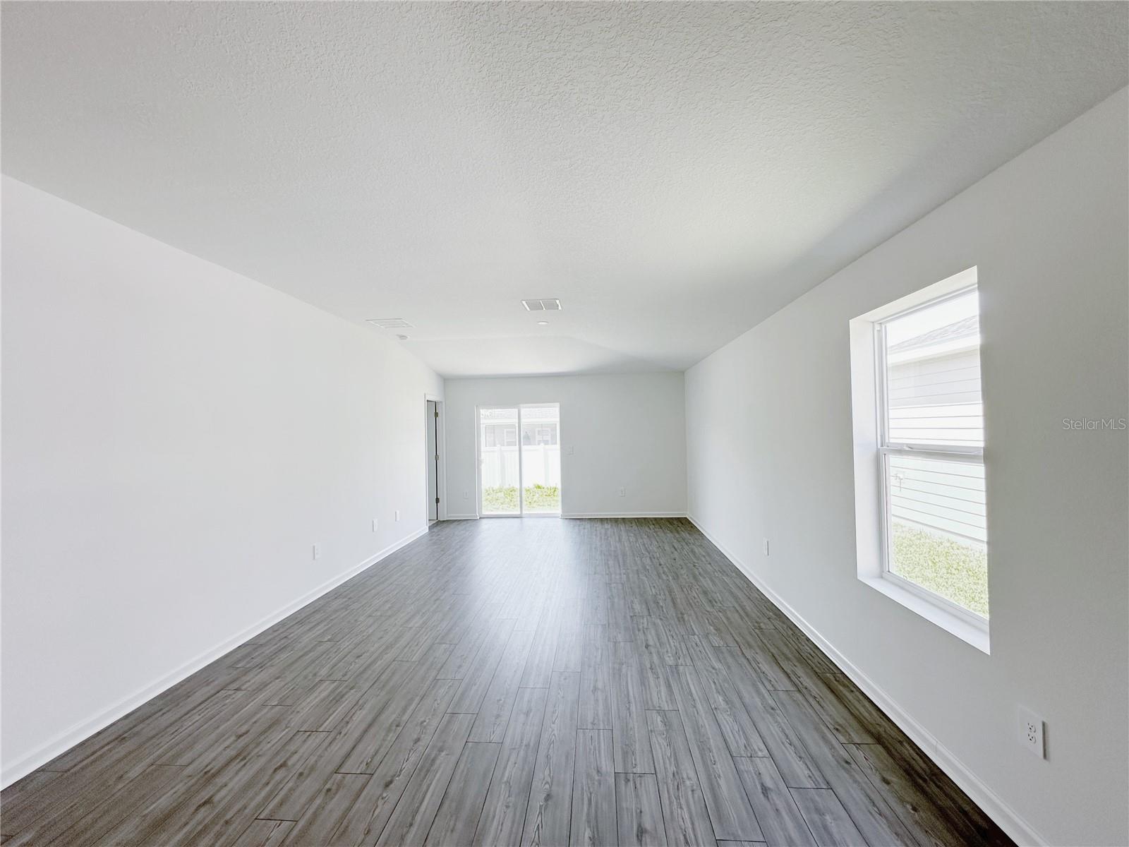 8414 SW 41 CIRCLE