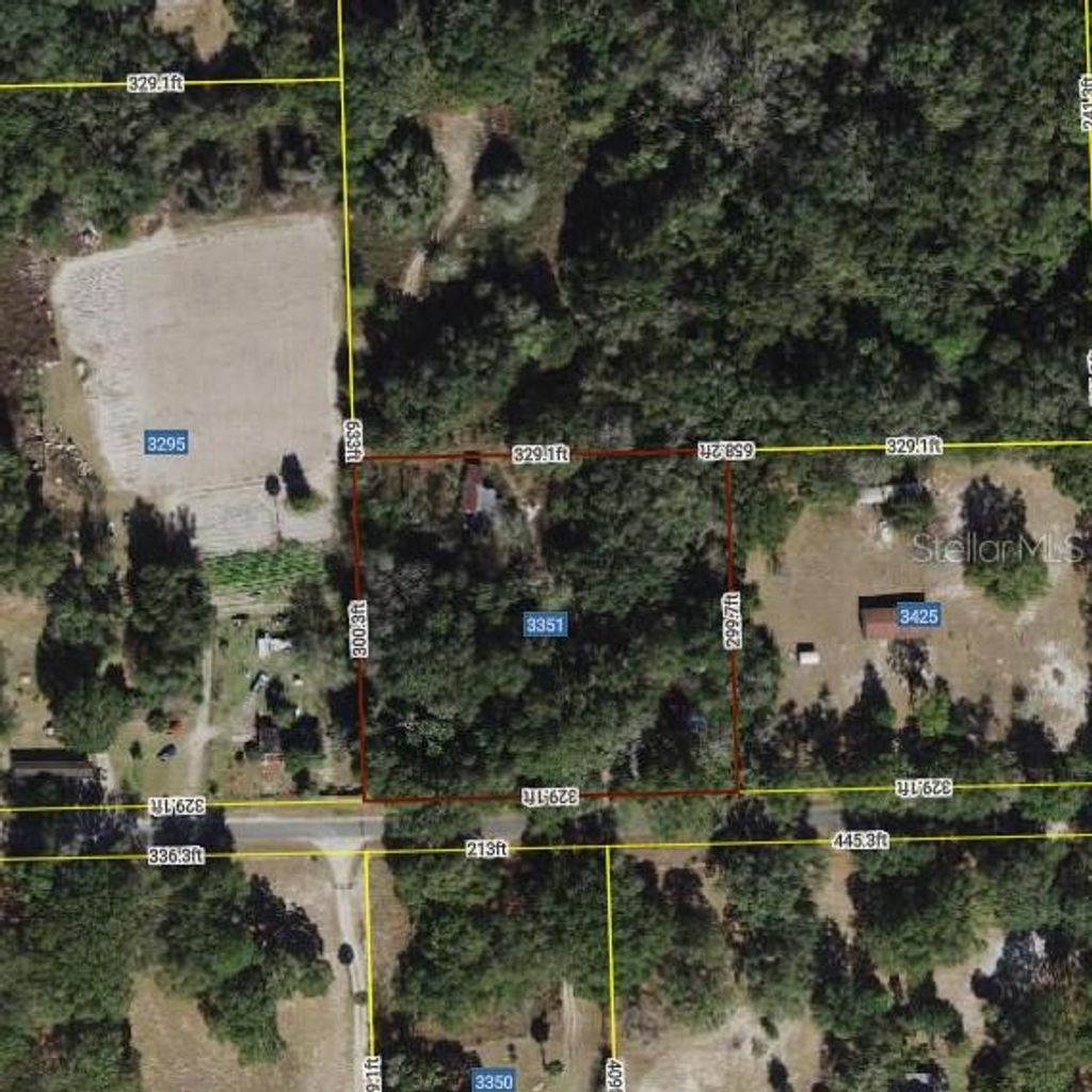 Photo of 3351 NE 127th Place, Anthony, FL 32617 (MLS # OM714617)