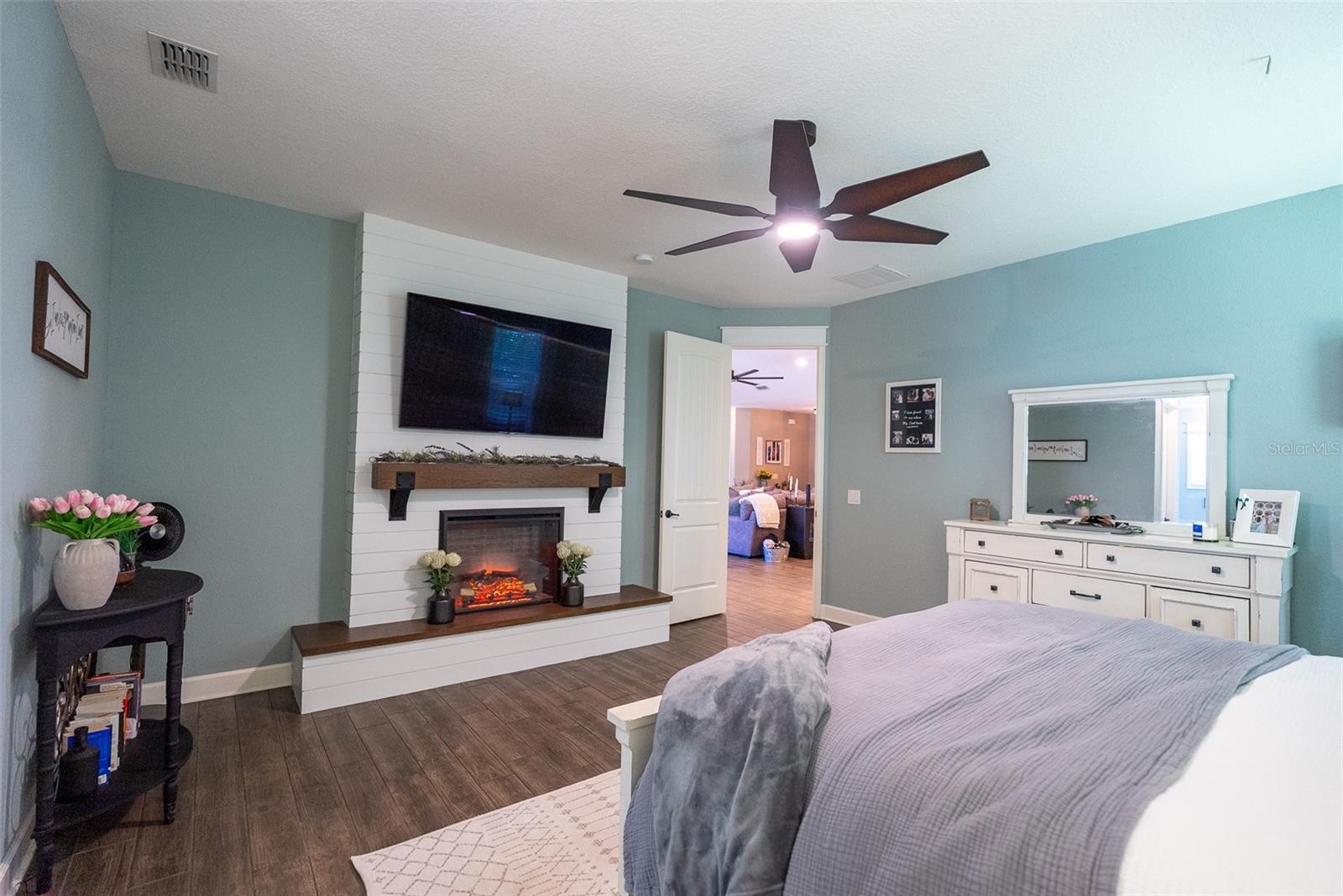 WINTERSET GARDENS - Residential