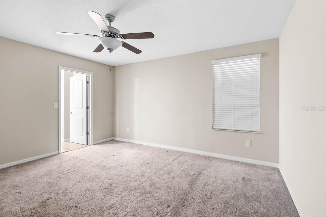 VISTA PALMS - Residential Lease