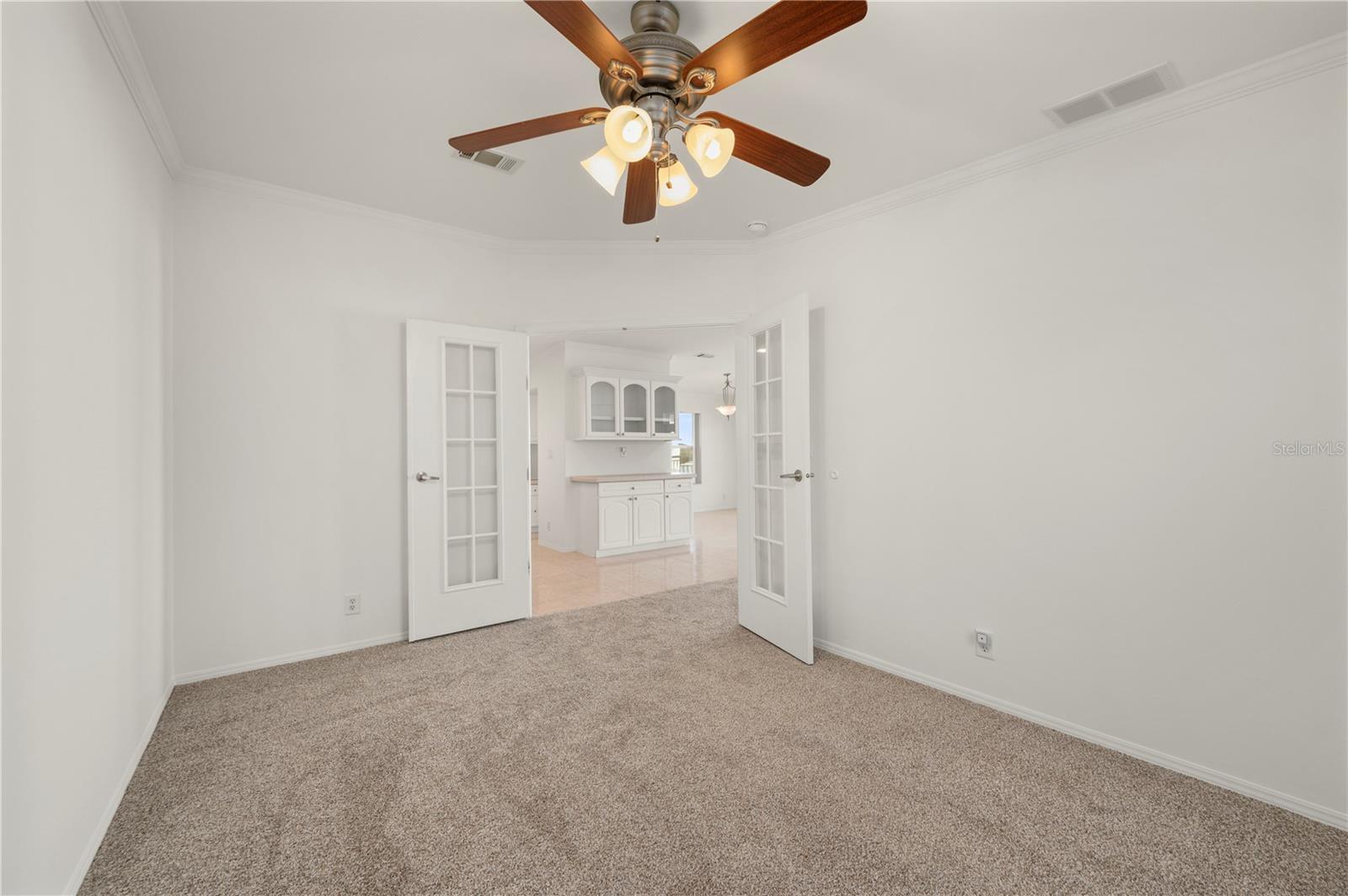 WINDMILL VILLAGE - Residential