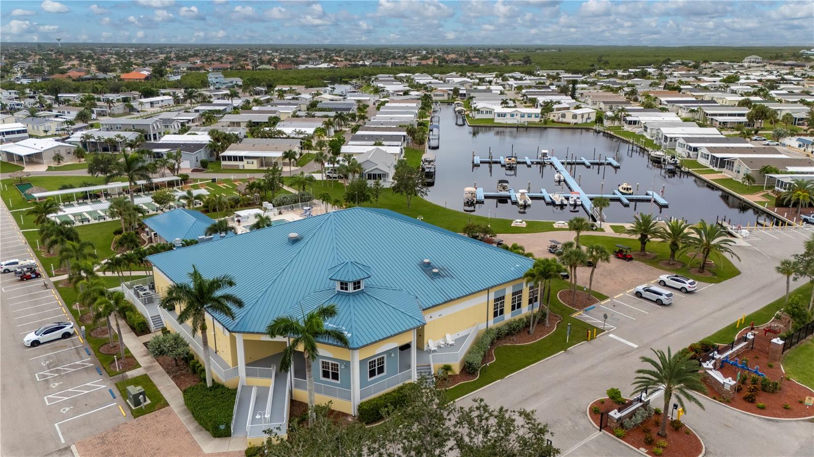 WINDMILL VILLAGE - Residential