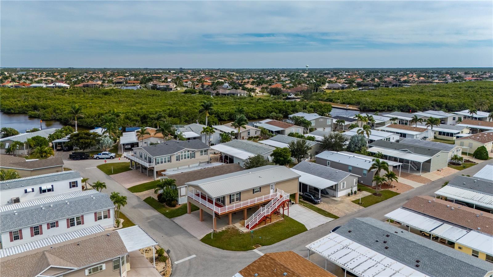 WINDMILL VILLAGE - Residential